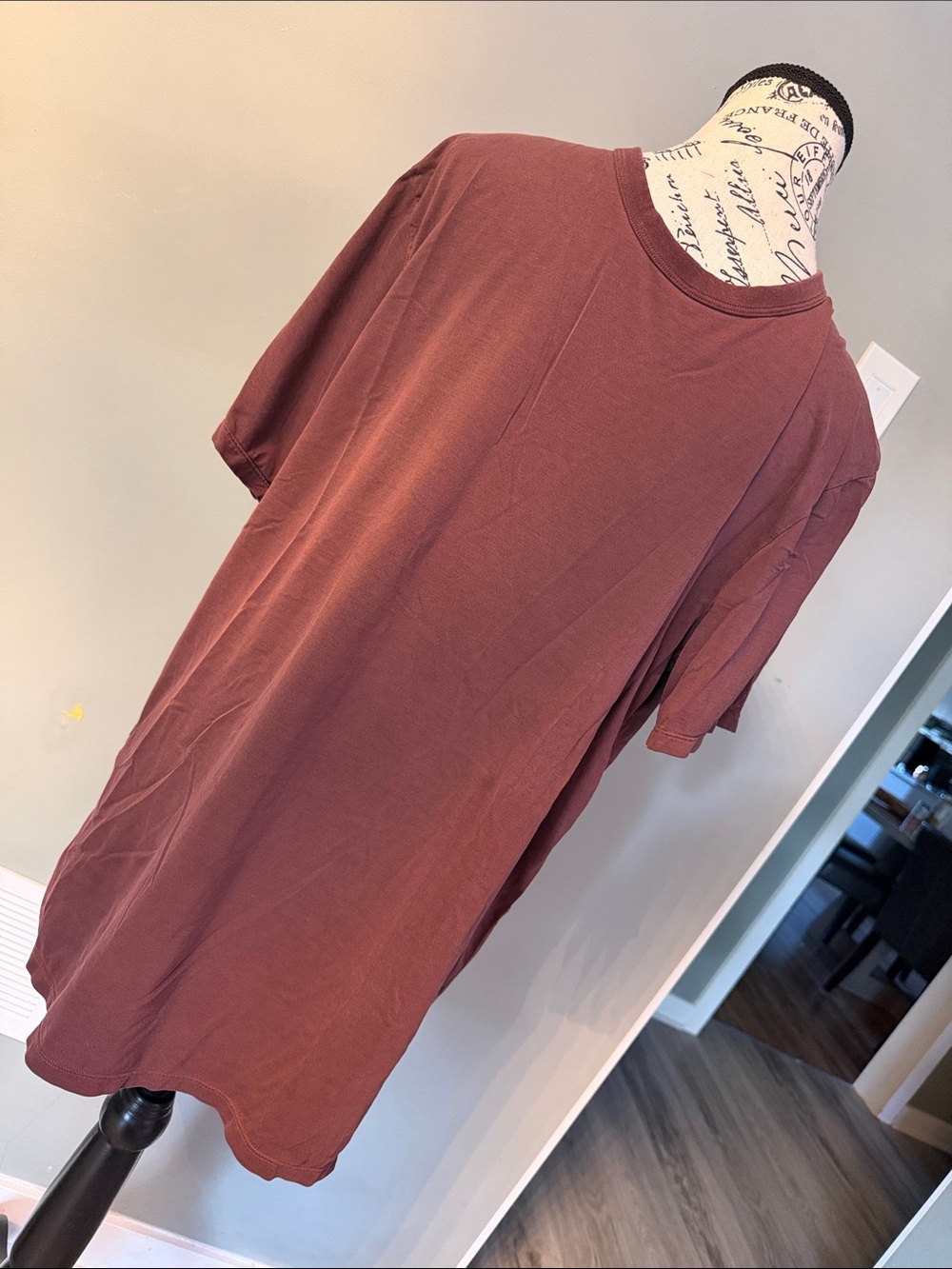 Lululemon Men's Classic Crew Neck T‑Shirt - Maroon